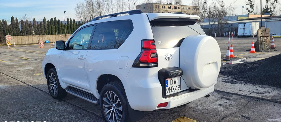 Toyota Land Cruiser cena 214900 przebieg: 21000, rok produkcji 2020 z Daleszyce małe 121